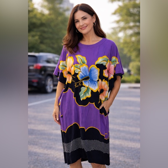 Puri Kencana Dresses & Skirts - Vintage Puri Kencana Batik Halus Floral Dress Retro Flowing Muumuu Gown
